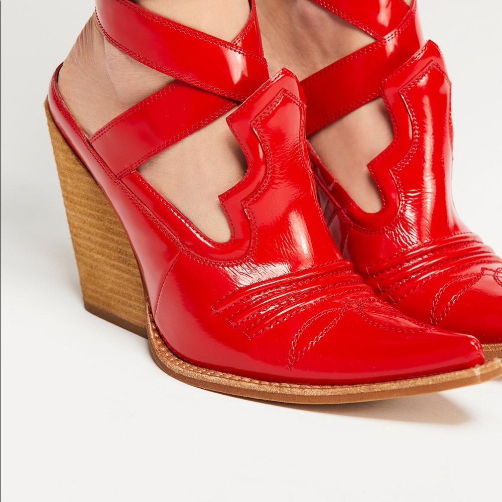 NWB SOLD OUT Jeffrey Campbell sunny days red boot